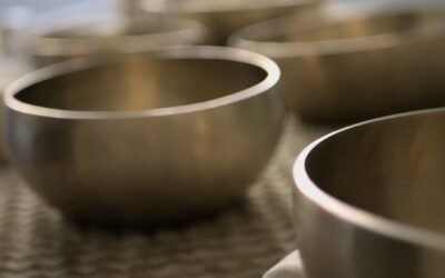 Trauern in Verbindung mit Klangschalen